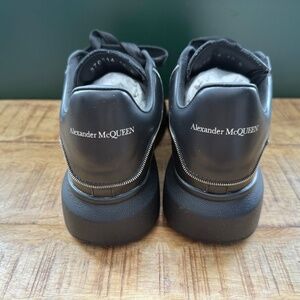 Authentic Alexander McQueen Oversized Sneaker (Zipper Tooth Black Silver)
